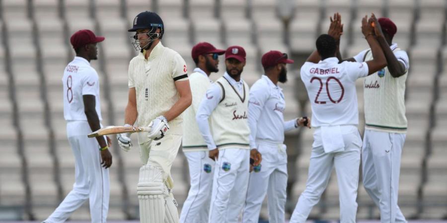 England made 35-1 at 17.4 overs when the game had to be stopped for the day.